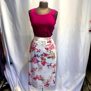 Beautiful floral skirt by insight.